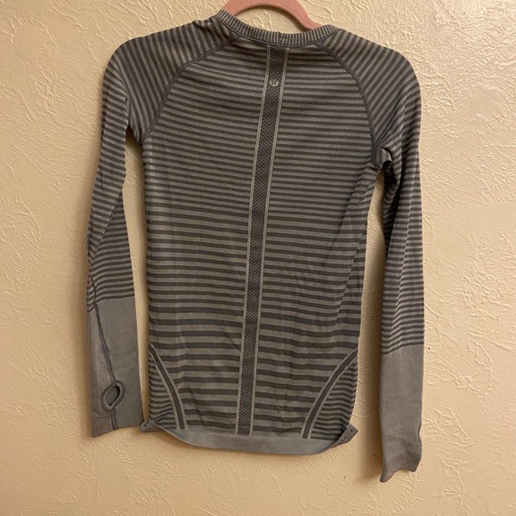Lululemon swifty tech Long Sleeve top - Picture 6 of 9
